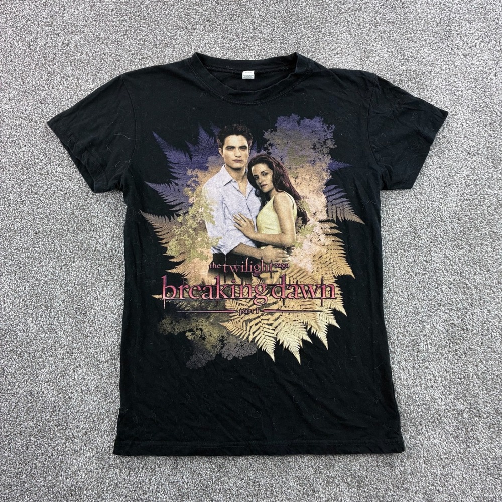 Vintage Y2K Twilight Shirt Women's Large Black Breaking Dawn 2011 Edward Bella